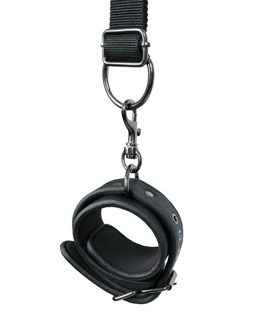 Juego de bondage debajo del colchón Easy Toys en elegante negro: abraza tus deseos Product Image.