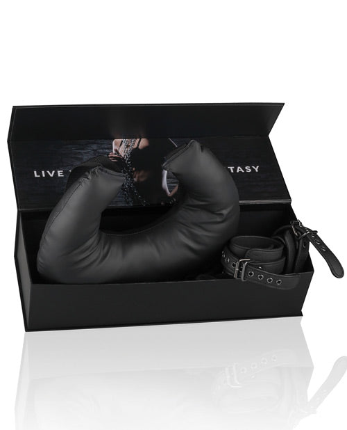 Easy Toys 黑色腿部定位帶，附可調式腳踝袖口 Product Image.