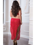 Queen Red Lace Night Dress with Shoulder-Baring Design