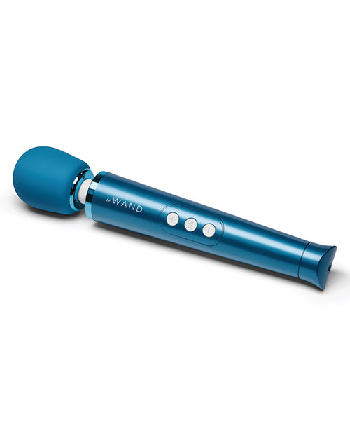 Le Wand Petite Rechargeable Massager Product Image.