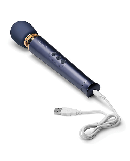 Le Wand Petite: Compact & Powerful Vibrating Massager Product Image.
