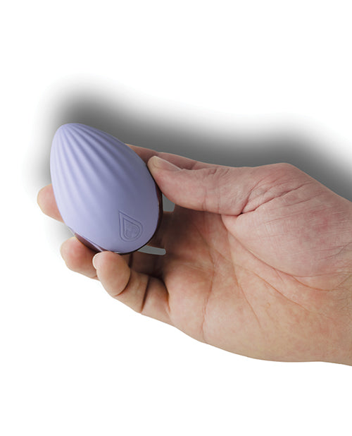 Niya 4 Cornflower: Precision Point Massage & Versatile Rechargeable Functionality Product Image.