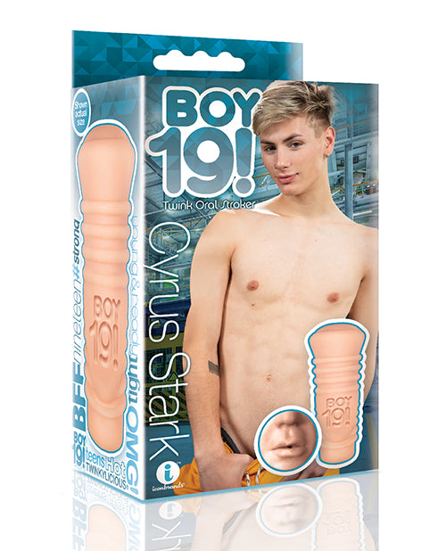 Cyrus Stark ¡Chico 19! Teen Twink Stroker: máximo placer oral - featured product image.